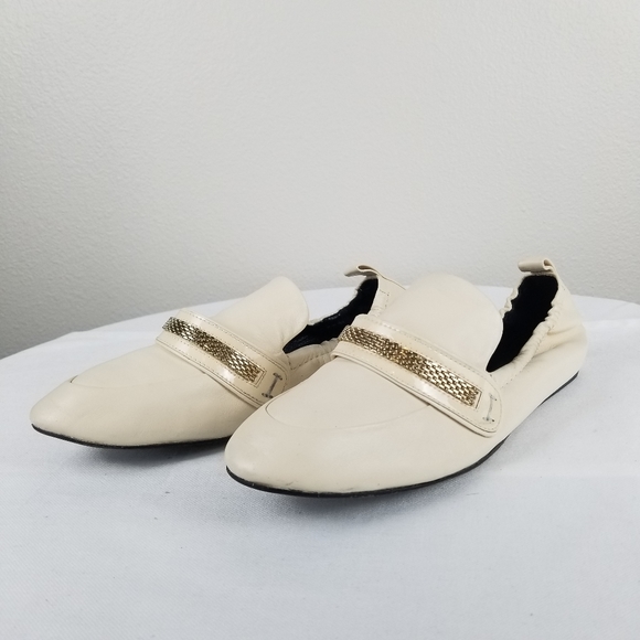 Lanvin Cream Soft Lamb Leather Loagers with Gold Chain Detail Size 7 - Picture 7 of 12